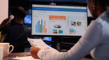 office-employee-analyzing-business-charts-computer-documents-looking-online-research-data-create-presentation-working-with-information-report-statistics-1